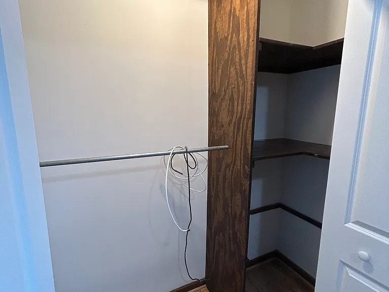 1650 W Barry Ave #1F — Photo 10