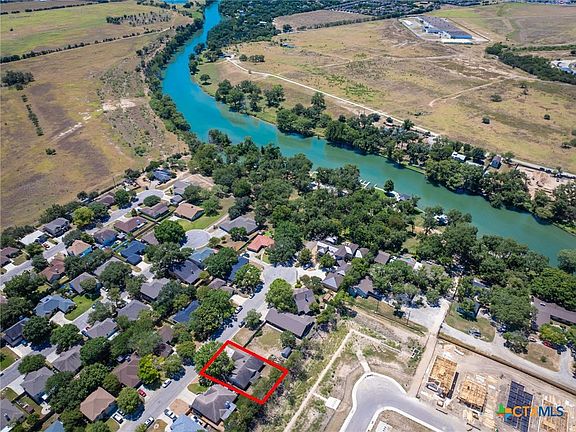 2nd image of 945 River Bank