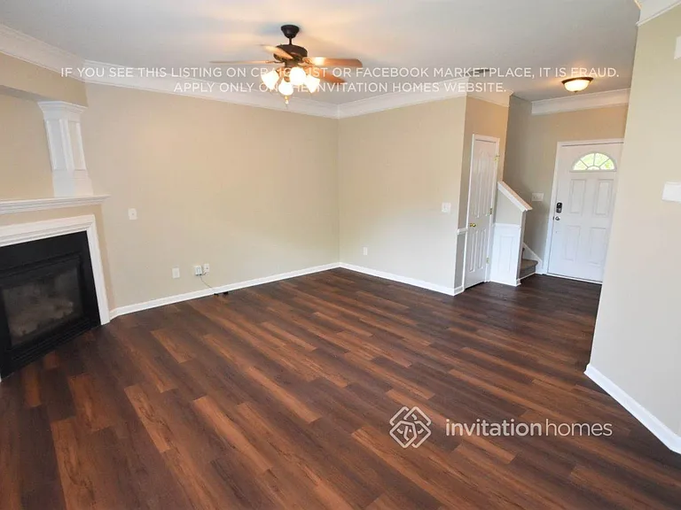 7739 Rolling Meadows Ln — Photo 2