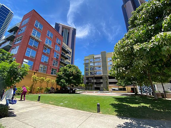 Backside of 400 Keawe with mini park