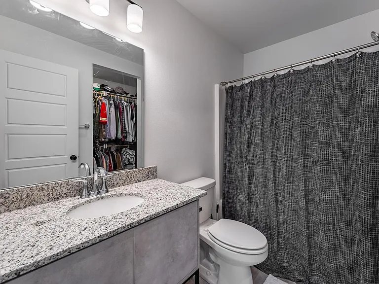 941 Boardwalk Ave — Photo 12