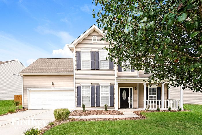 1st image of 16051 Stuarts Draft Ct