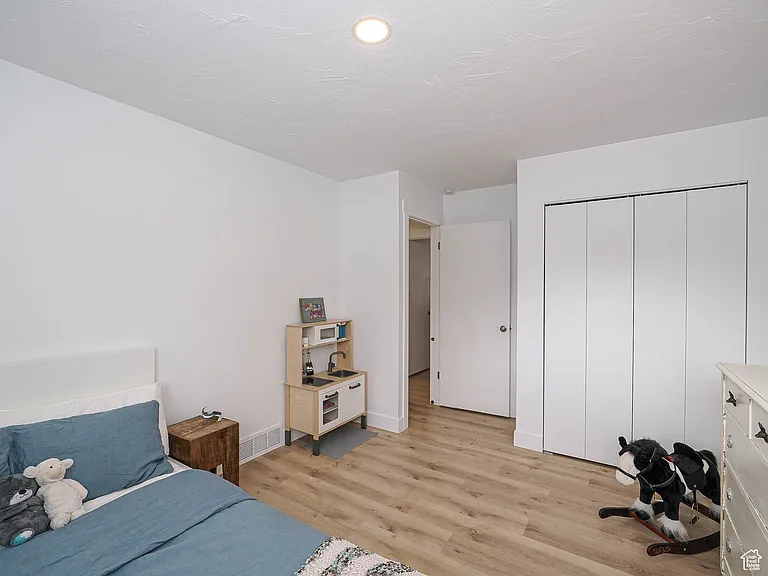 9888 S Borg Dr — Photo 19