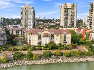 3 Renaissance Sq #411, New Westminster, BC V3M6K4