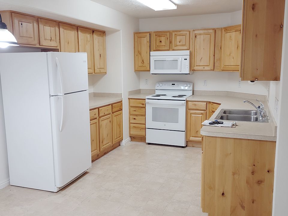 1st image of 8228 N Cedar Springs Rd #R6