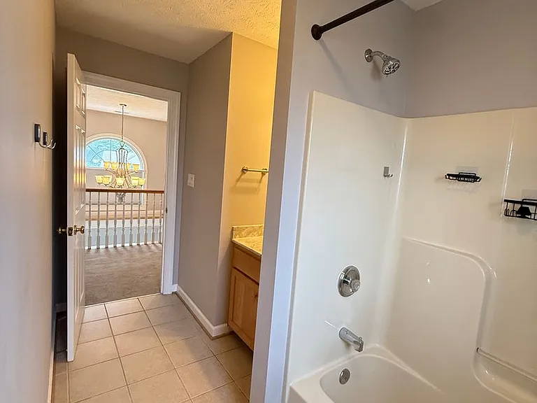 115 Sheldon Ct — Photo 29