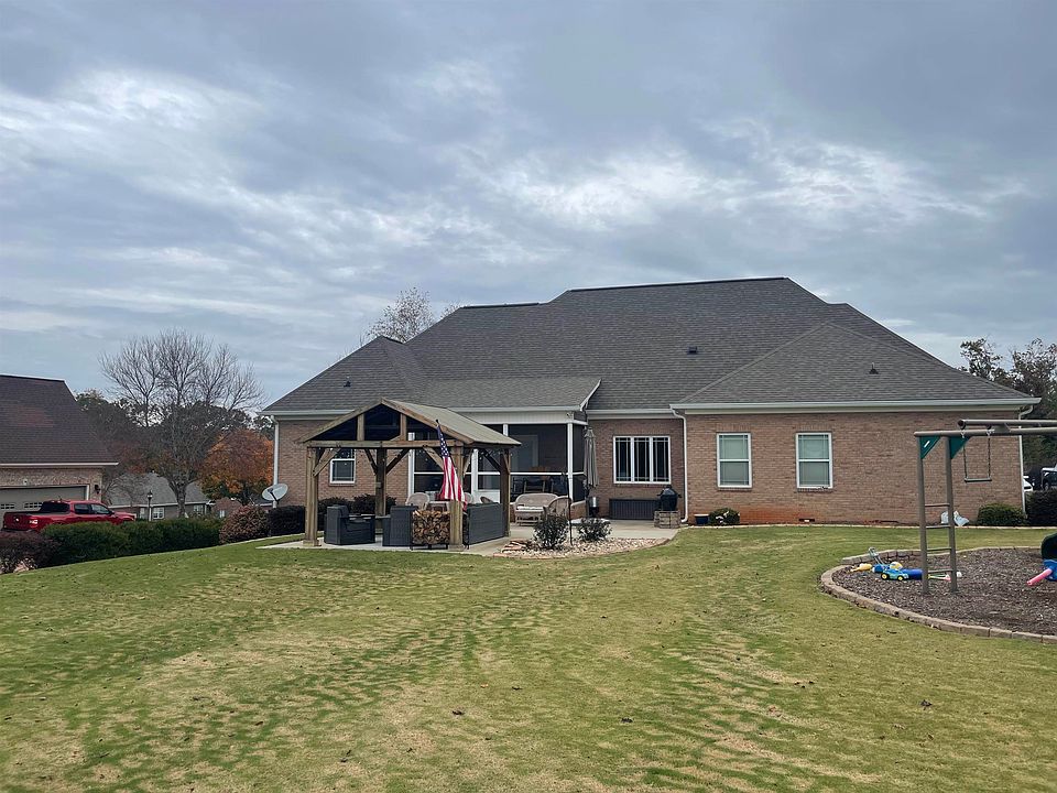 2nd image of 343 Island Green Ln