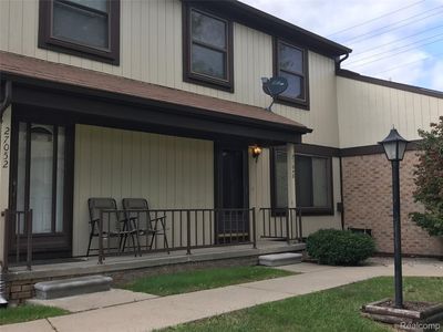 27048 Winchester St, Trenton, MI, 48183