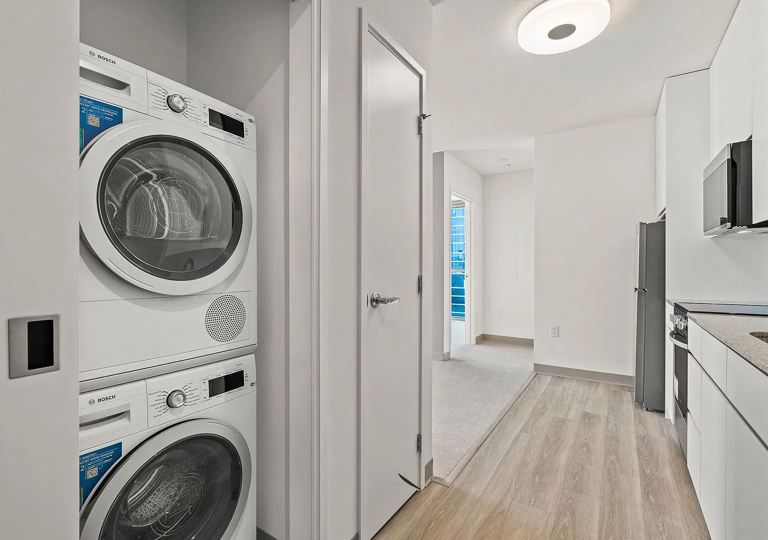 Modern 2-bedroom / 1-bathroom at The Flats at Sky Ala Moana East — Photo 2