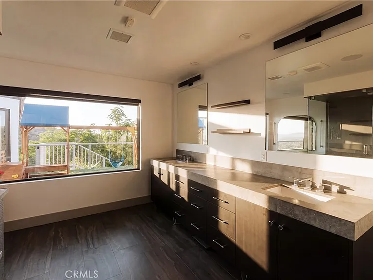 14555 Deervale Pl — Photo 24