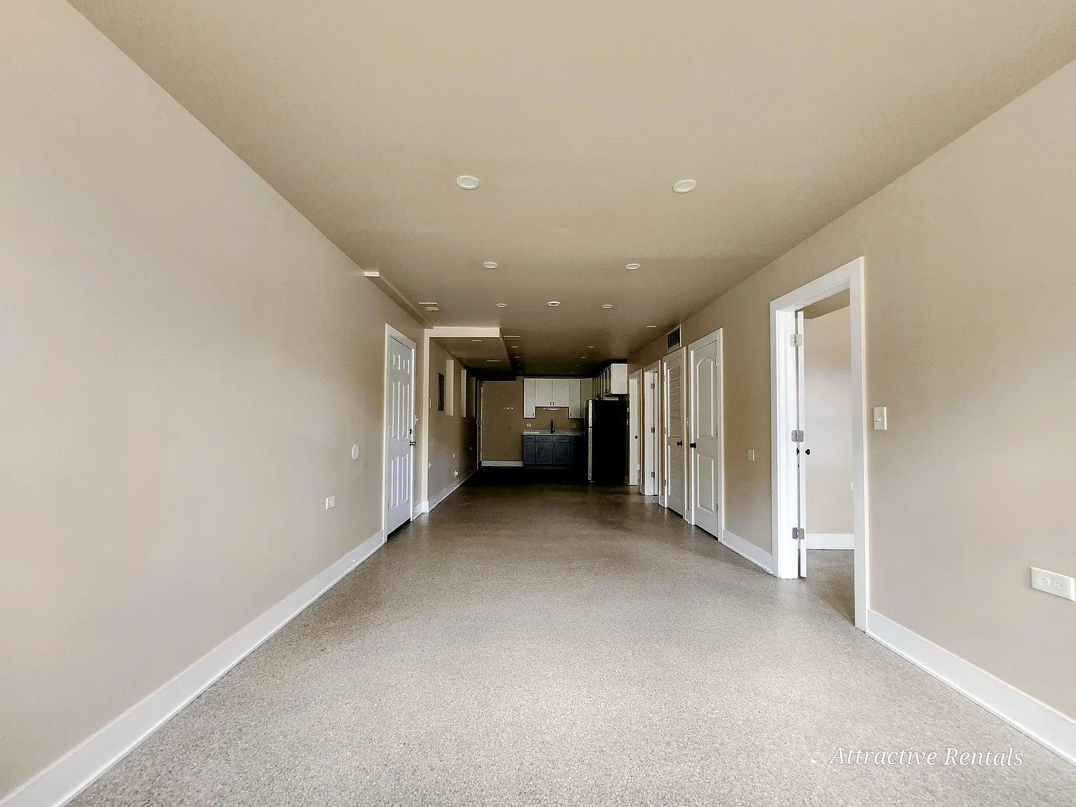 1432 W Marquette Rd — Photo 2