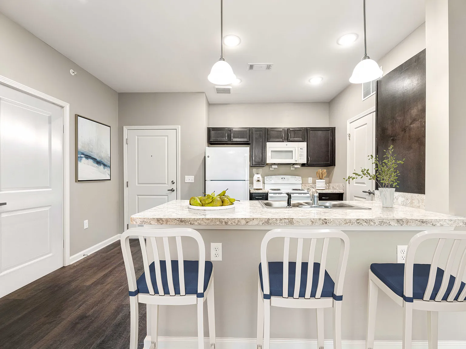 Paige Estates — Photo 4