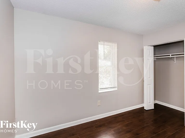 4113 Winkler Way — Photo 12