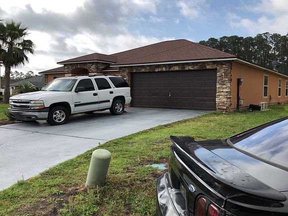 2nd image of 10194 Carriage House Ct