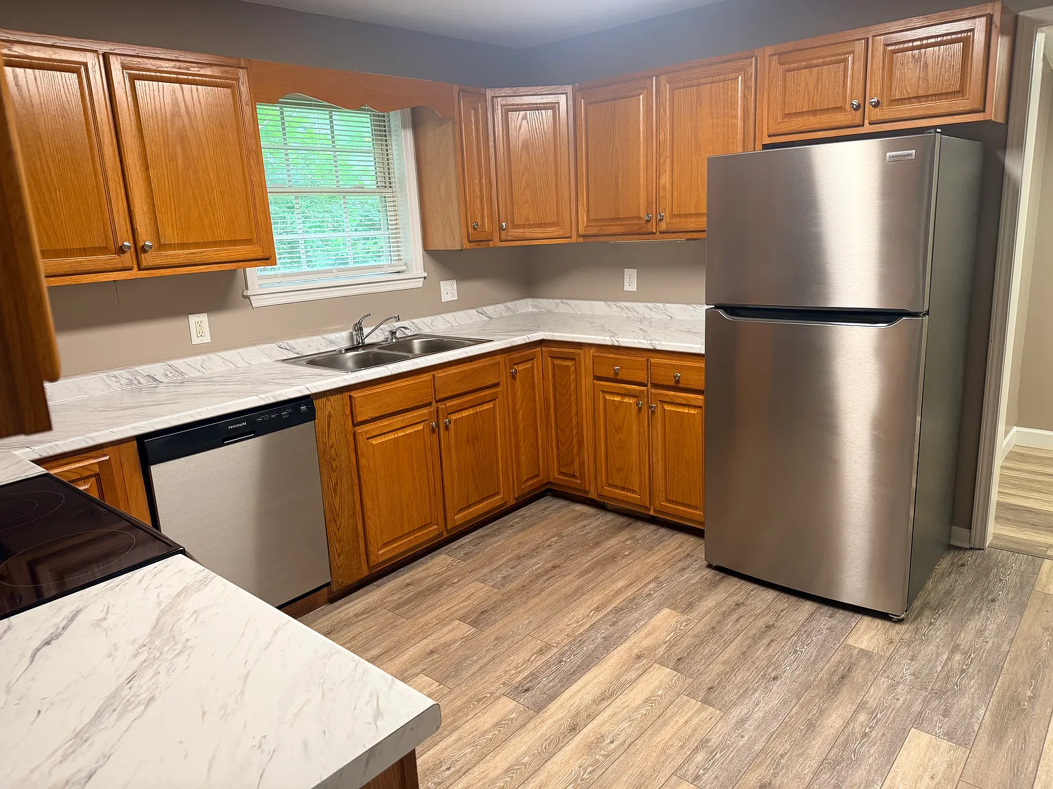 2 bed, 800 sqft, $1,450 — Photo 4