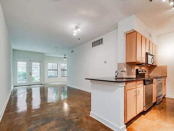 2nd image of 1803 Broadway APT 114