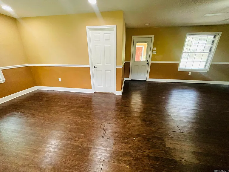 4036 Ridgemont Dr — Photo 29
