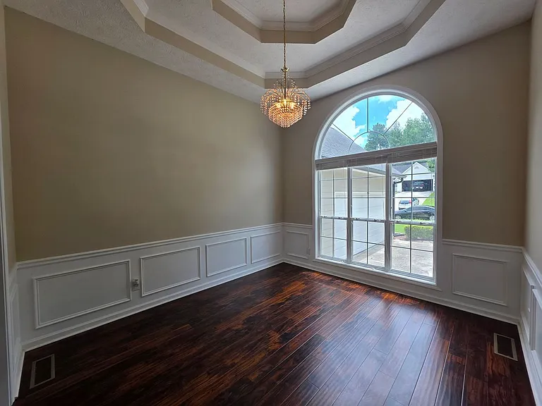 2397 Ashbury Ct — Photo 4