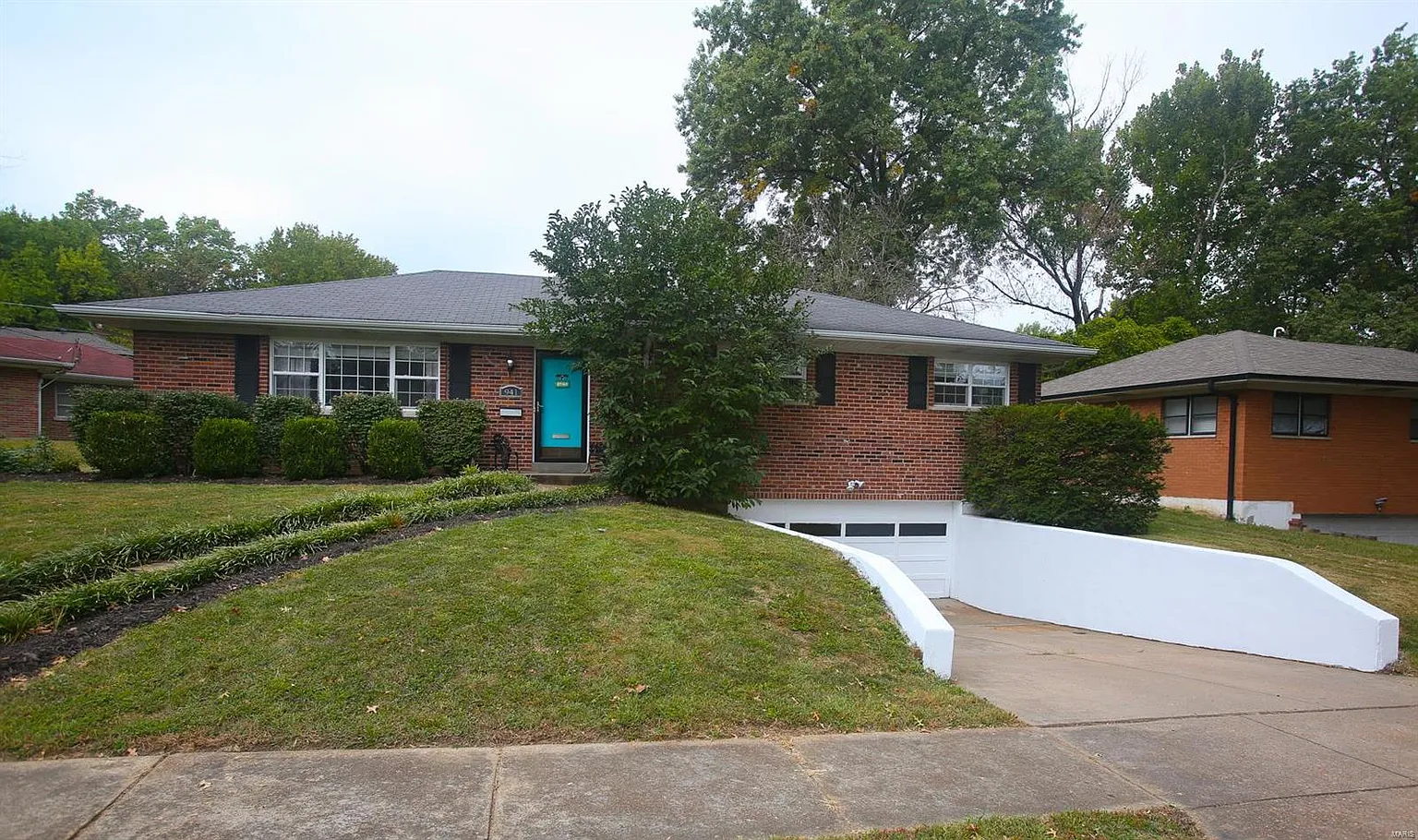 941 Briarwood Ln photo 1