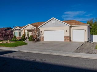 3340 Meadows Pkwy, Montrose, CO 81401