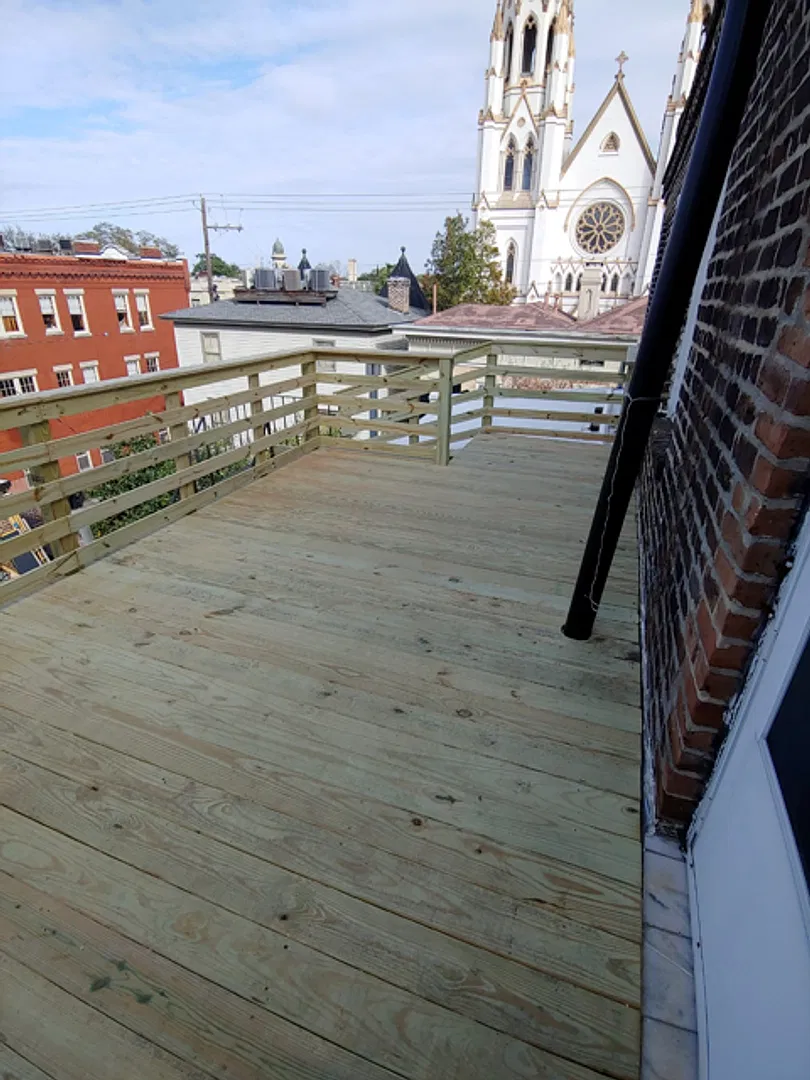118 E. Harris St. — Photo 1