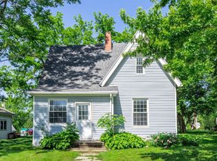 504 Vine St, Tabor, IA 51653