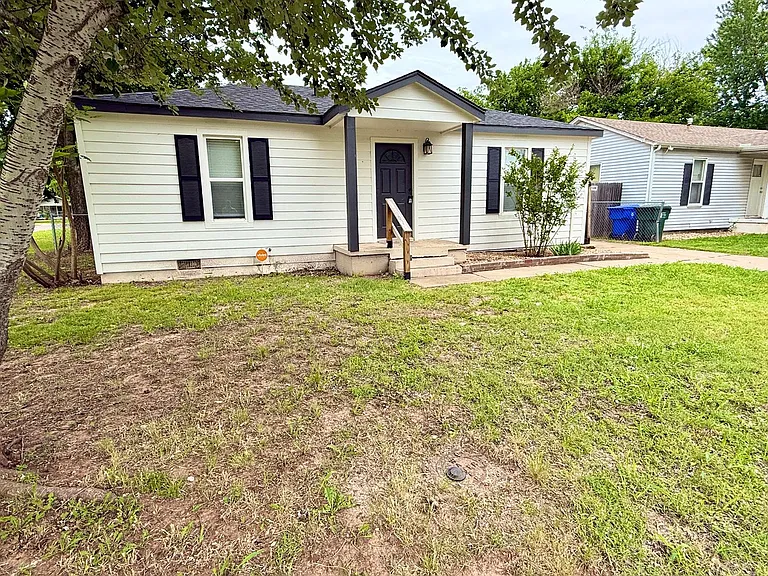 602 Tiffin Ave — Photo 2