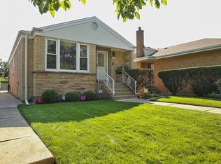 6251 N Harding Ave, Chicago, IL 60659