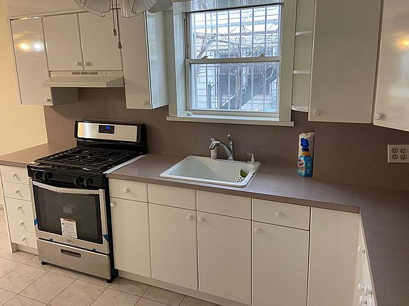 3rd image of 8835 14th Ave #1A