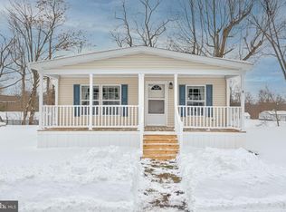 6 S South Elmer Ave, Halifax, PA 17032