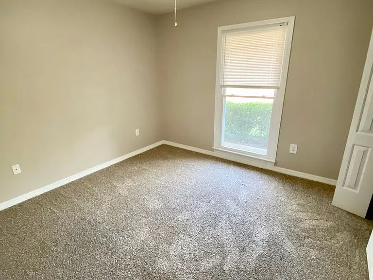 103 Fox Run Dr — Photo 13