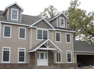 6700 Duck Lake Rd, Eden Prairie, MN 55346