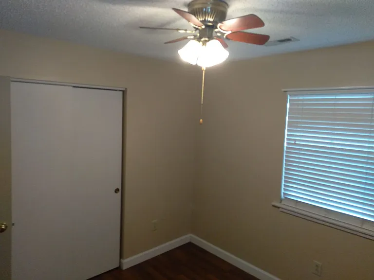 307 Kyle Dr — Photo 8