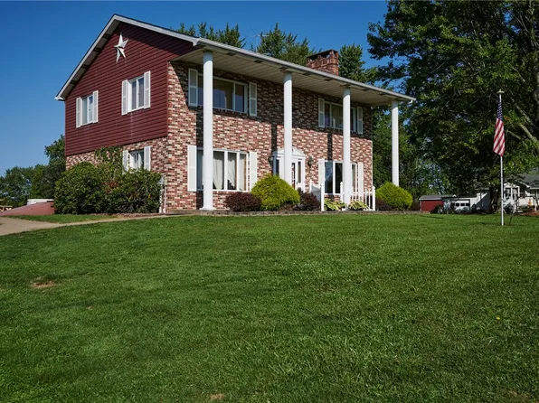 108 Rhea Ln S, Freeport, PA 16229