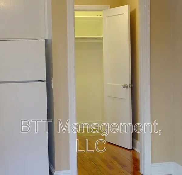 8401 Greenwood Ave #1 — Photo 4