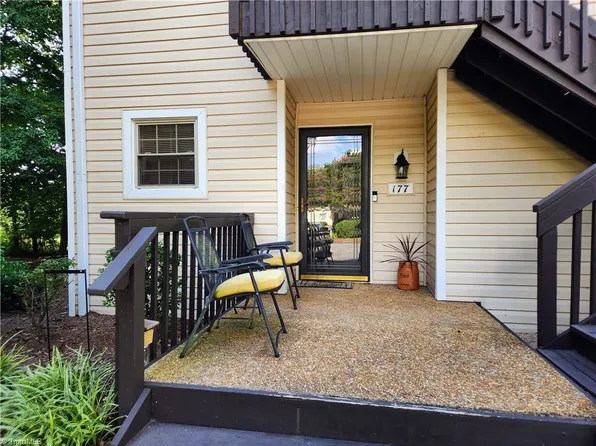 177 Driftwood Ln, Winston Salem, NC 27104