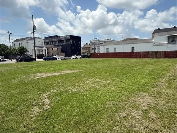 1501-15 Baronne St, New Orleans, LA 70115