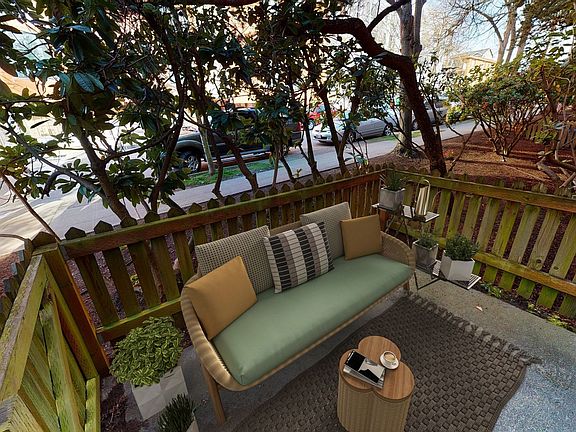 2nd image of 7000 Roosevelt Way NE APT 101