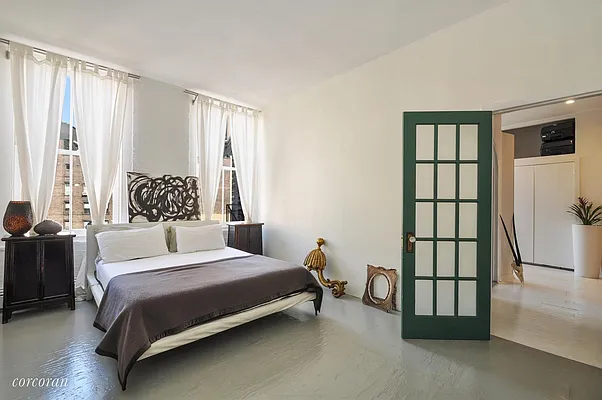 Sold by Corcoran | media 16