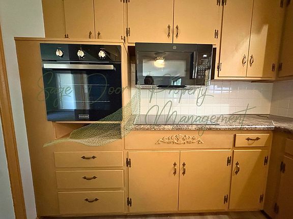 5th image of 5212 S Union St