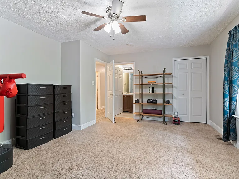 12418 Red Rock Ct — Photo 19