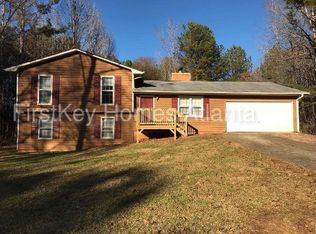 135 Crawford Cir, Newnan, GA 30265