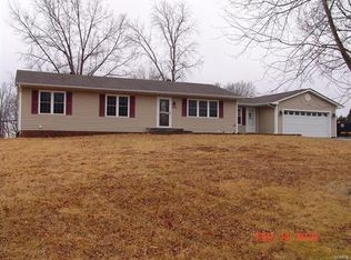 3580 Debbie Dr, Festus, MO 63028