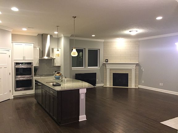 3rd image of 5748 Buskirk Dr