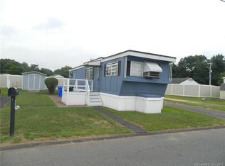 6 Cheyenne Rd, East Hartford, CT 06118