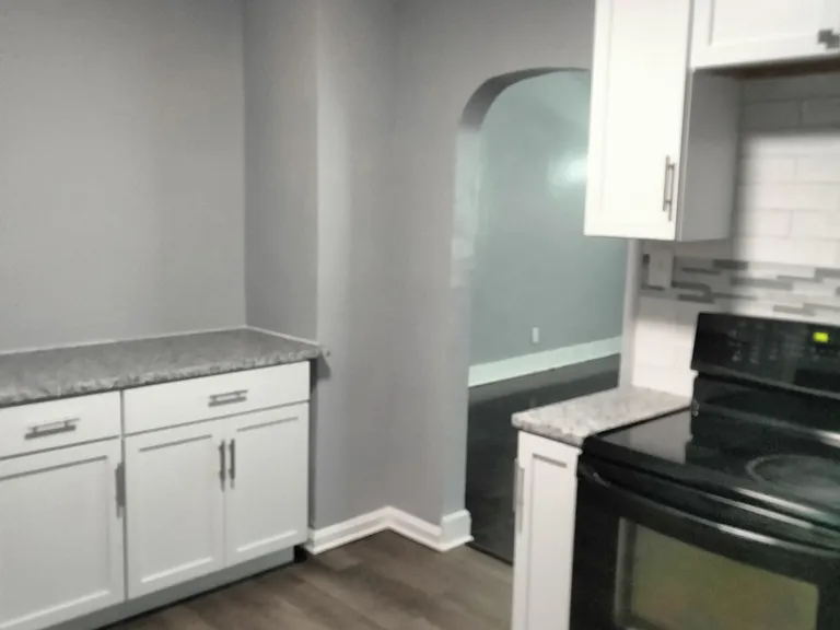 2922 Farrow Ave — Photo 8