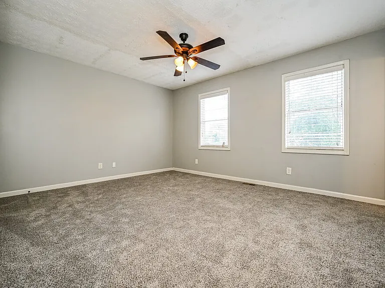 2093 Phillips Rd — Photo 8