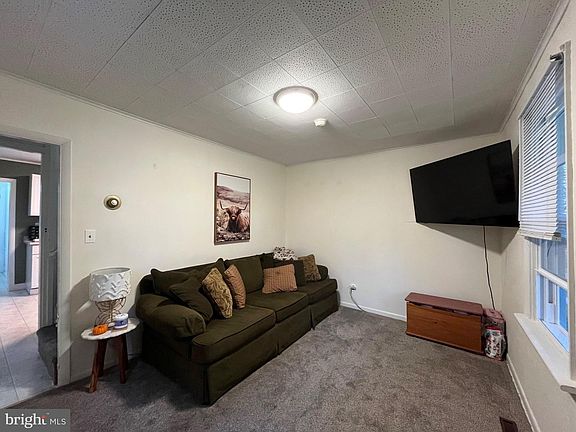 2nd image of 1435 Frush Valley Rd #R