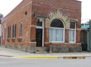 411 Mill St, Peterson, MN 55962