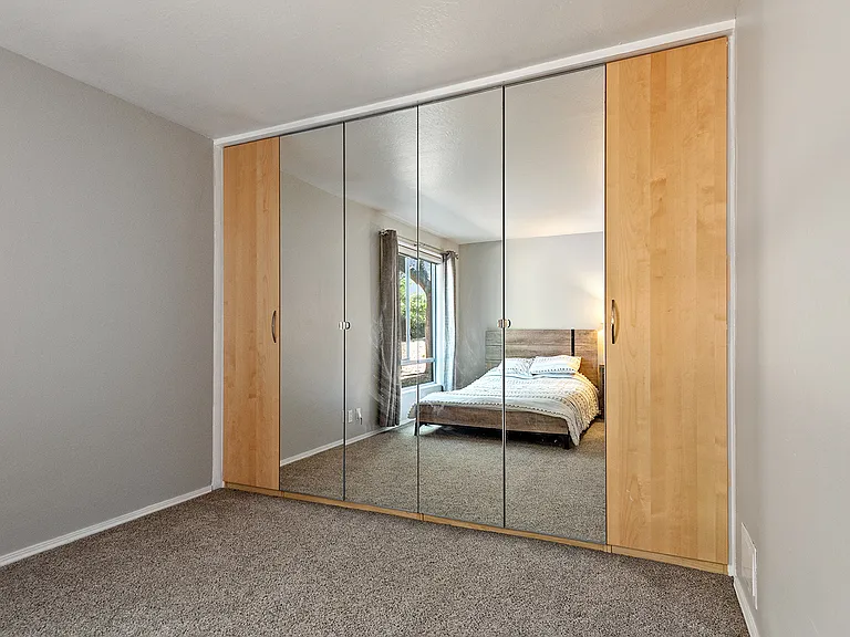 954 Lea Dr #1 — Photo 3